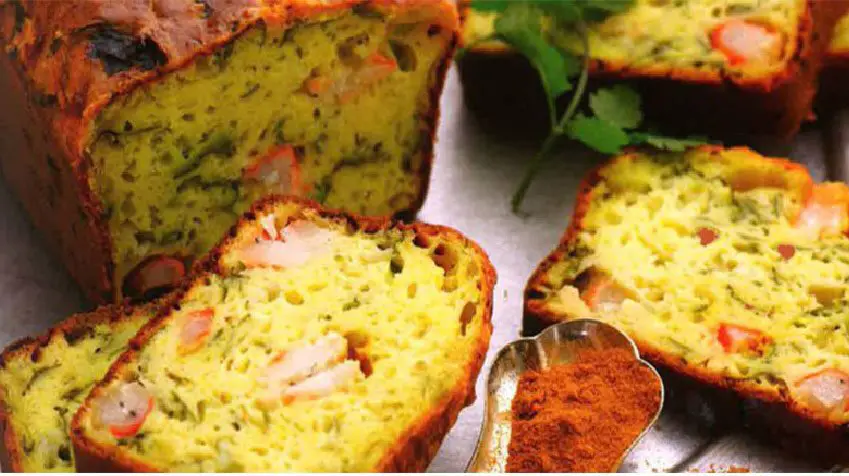 Cake aux crevettes et au curcuma